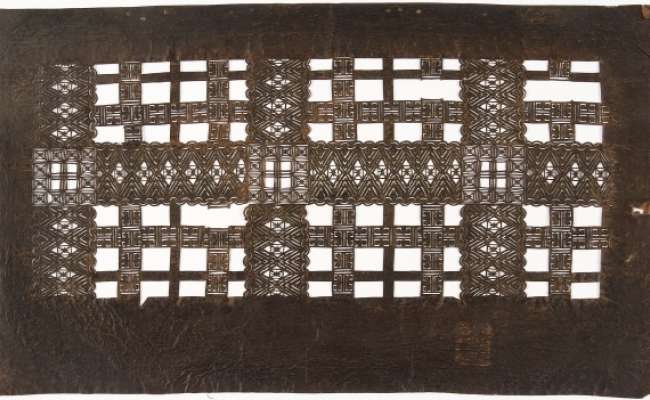 Katagami stencil with a rectangular lattice design patterning on the strips consists of squared and diagonal fretwork